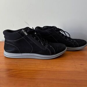 Clarks Black and Gray Women's Sneakers